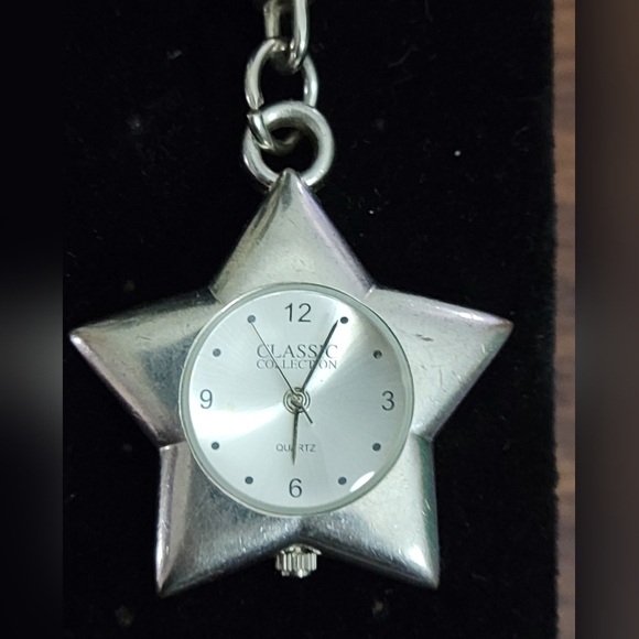 Decorative Star Clock - Picture 2 of 4